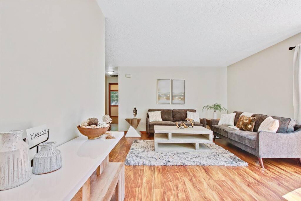 Photo of Livingroom in South Boise Village
