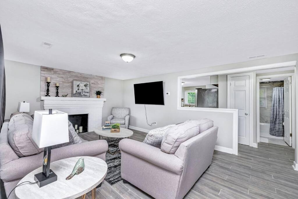 Photo of Livingroom in Mason