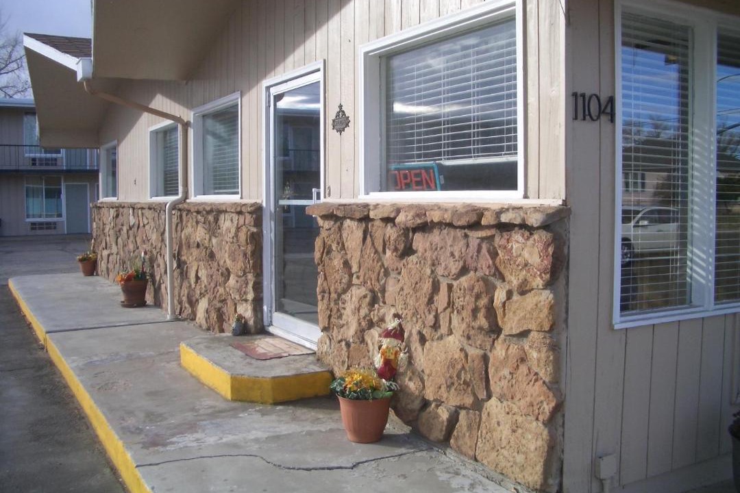 Photo of Others in Laramie