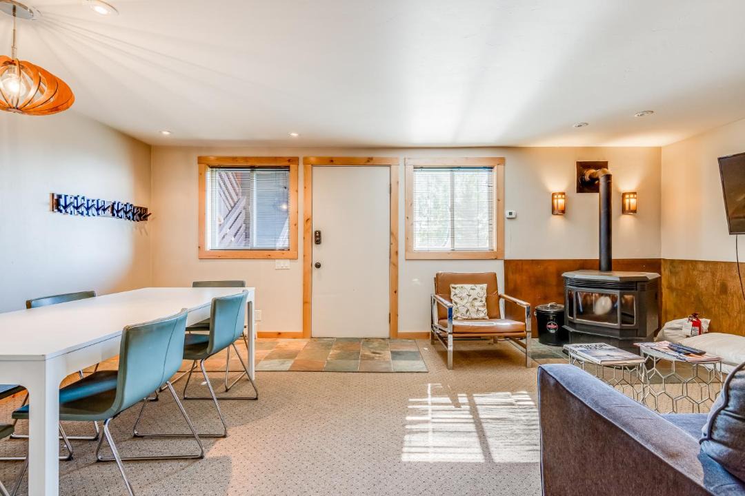 Photo of Livingroom in Teton Village