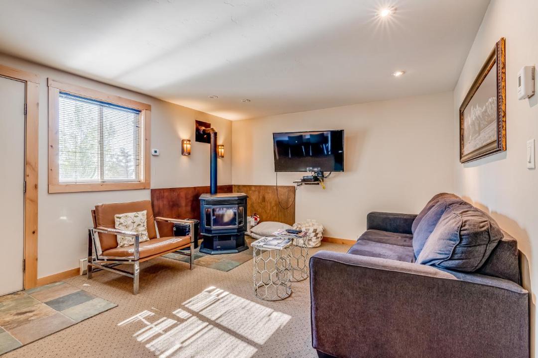 Photo of Livingroom in Teton Village