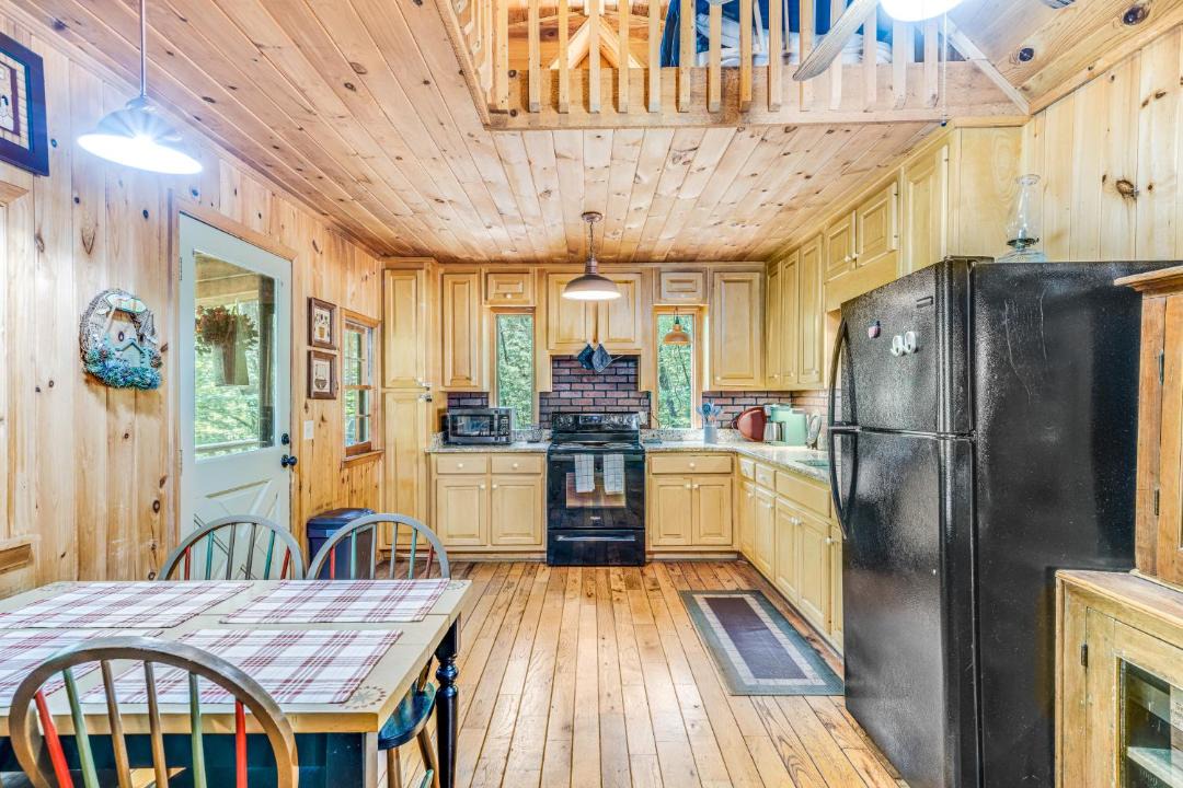 Photo of Kitchen in Raccoon Ridge