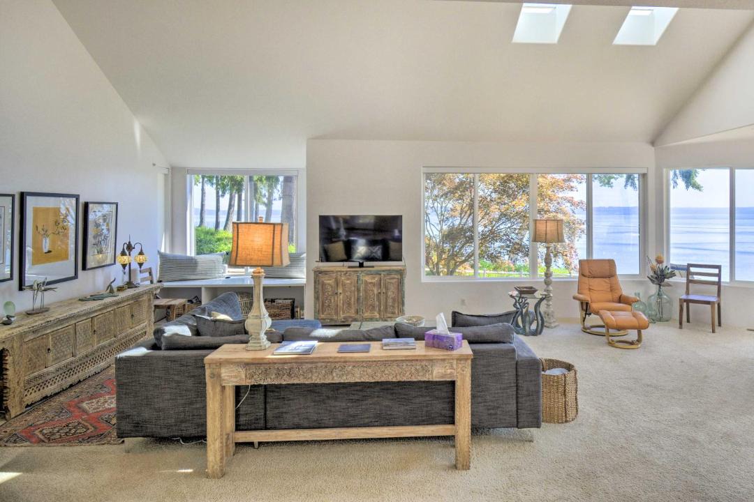 Photo of Livingroom in Kingston