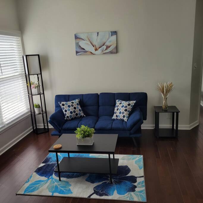 Photo of Livingroom in Kennedy King