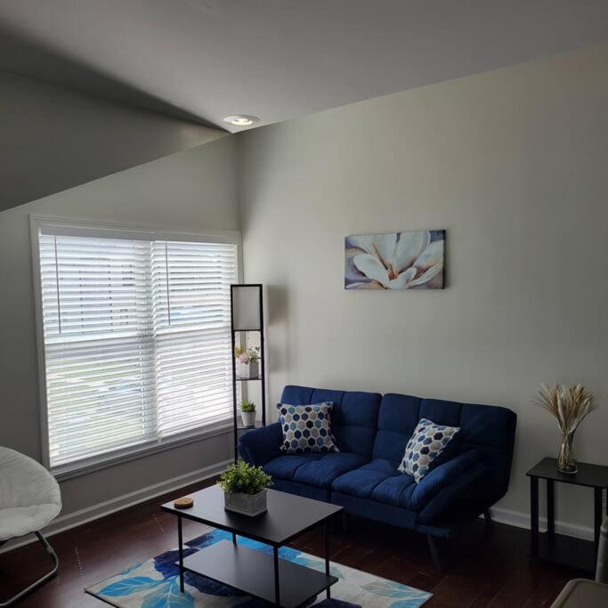 Photo of Livingroom in Kennedy King