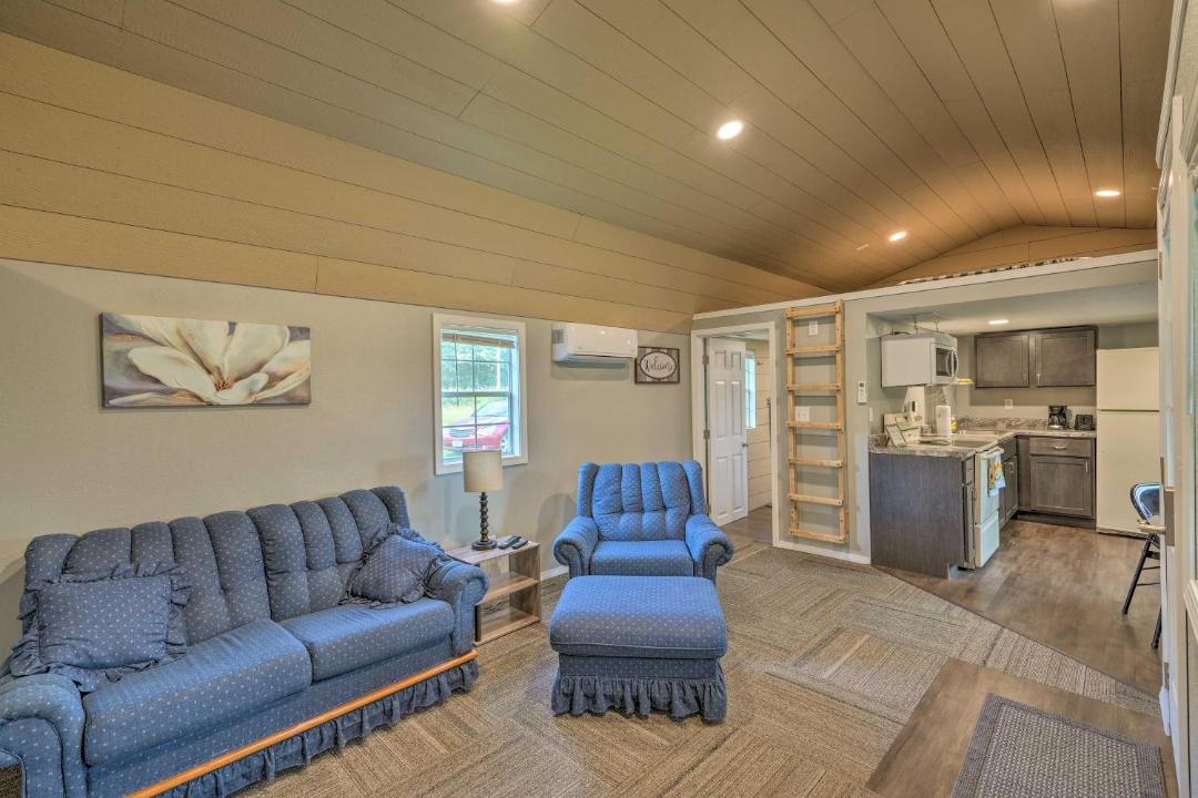 Photo of Livingroom in Montezuma