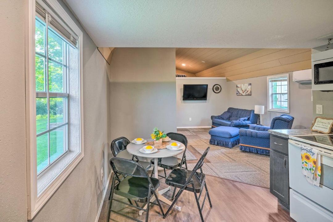 Photo of Livingroom in Montezuma