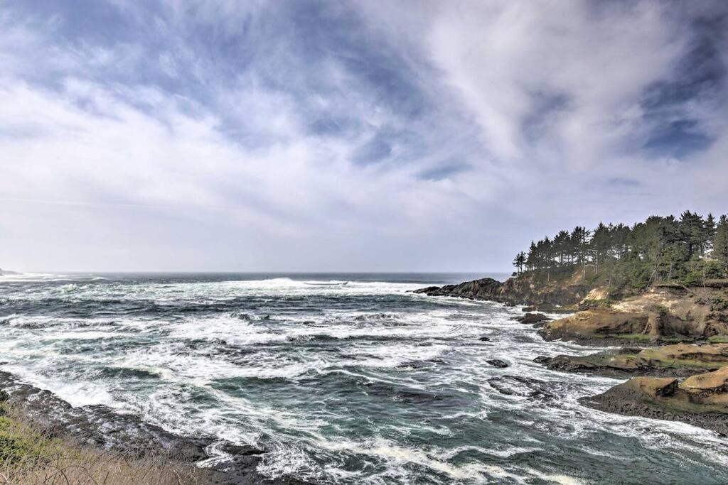 Photo of Others in Depoe Bay
