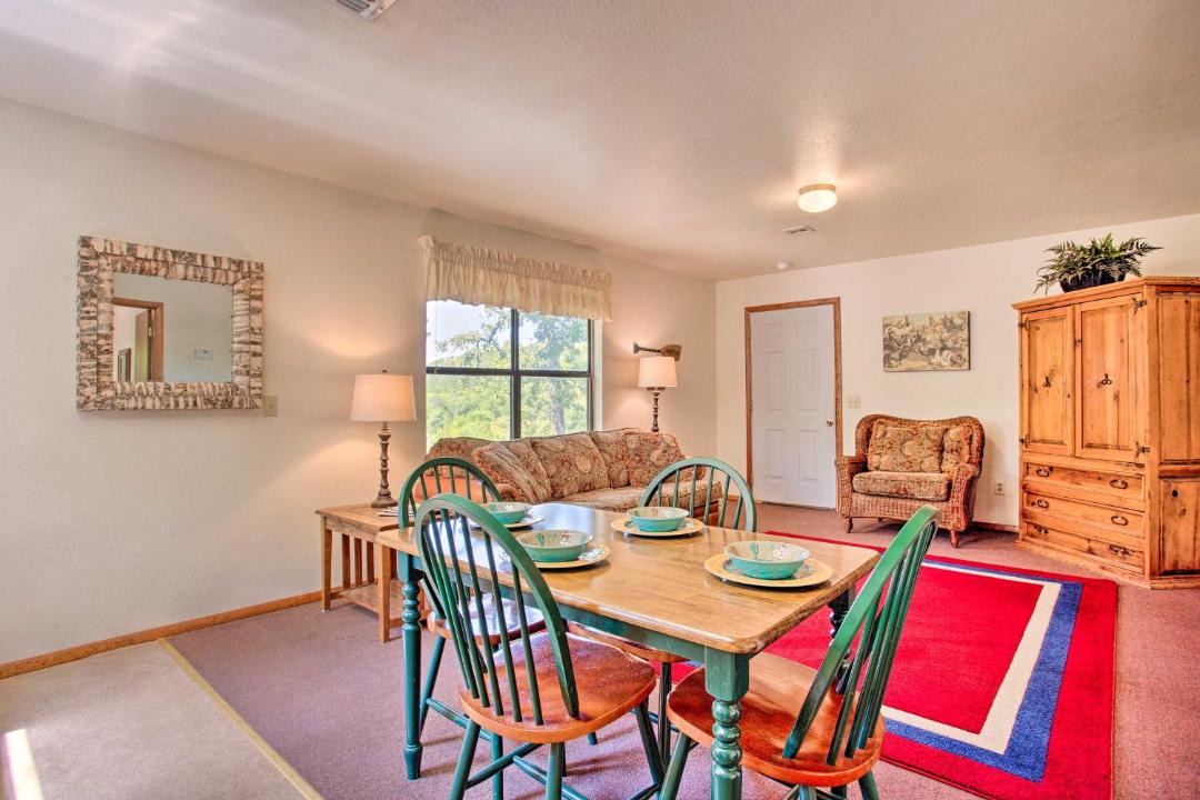 Photo of Livingroom in Davis
