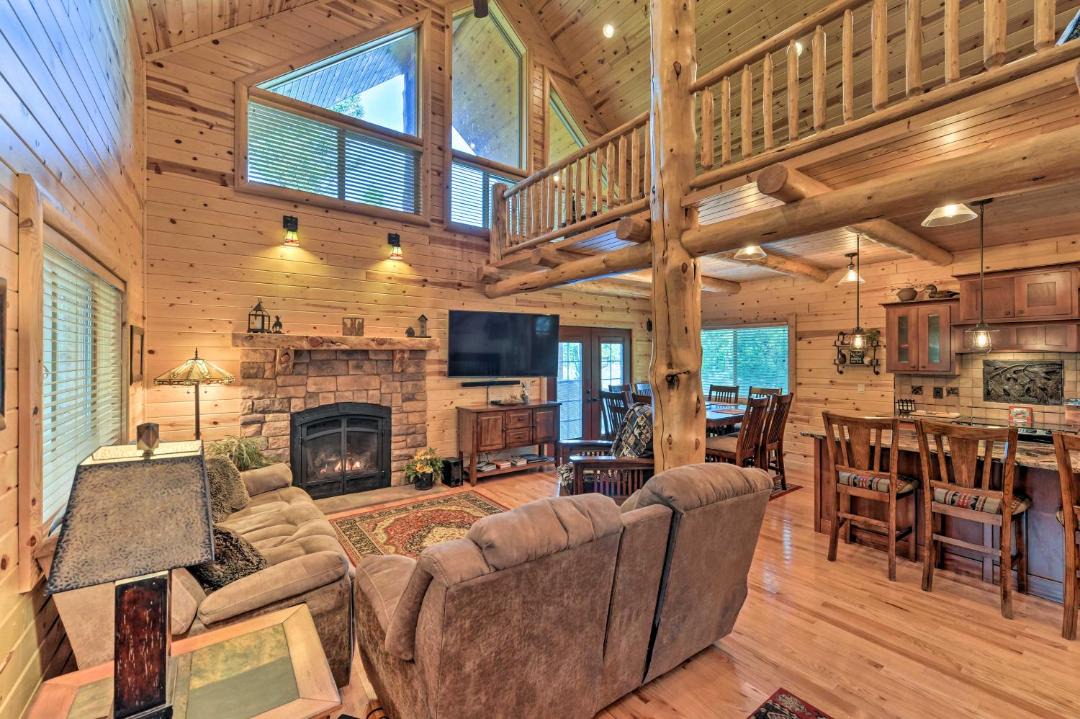 Photo of Livingroom in Island Park