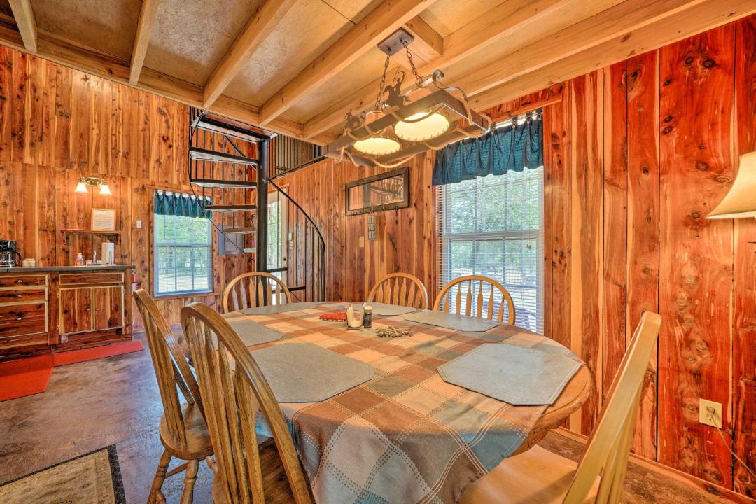 Photo of Livingroom in Nashoba