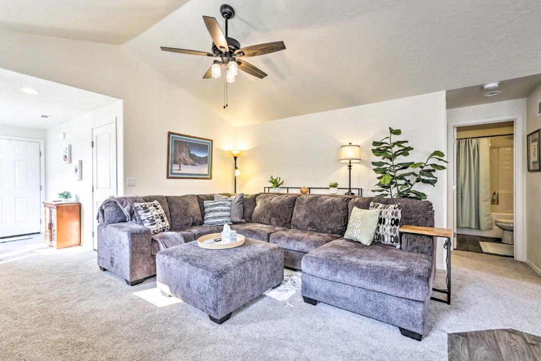 Photo of Livingroom in Southwest Ada County Alliance