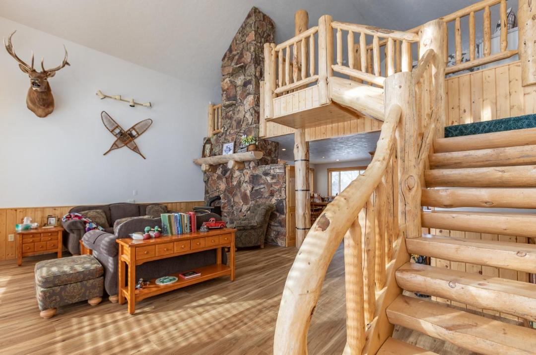 Photo of Livingroom in St. Anthony