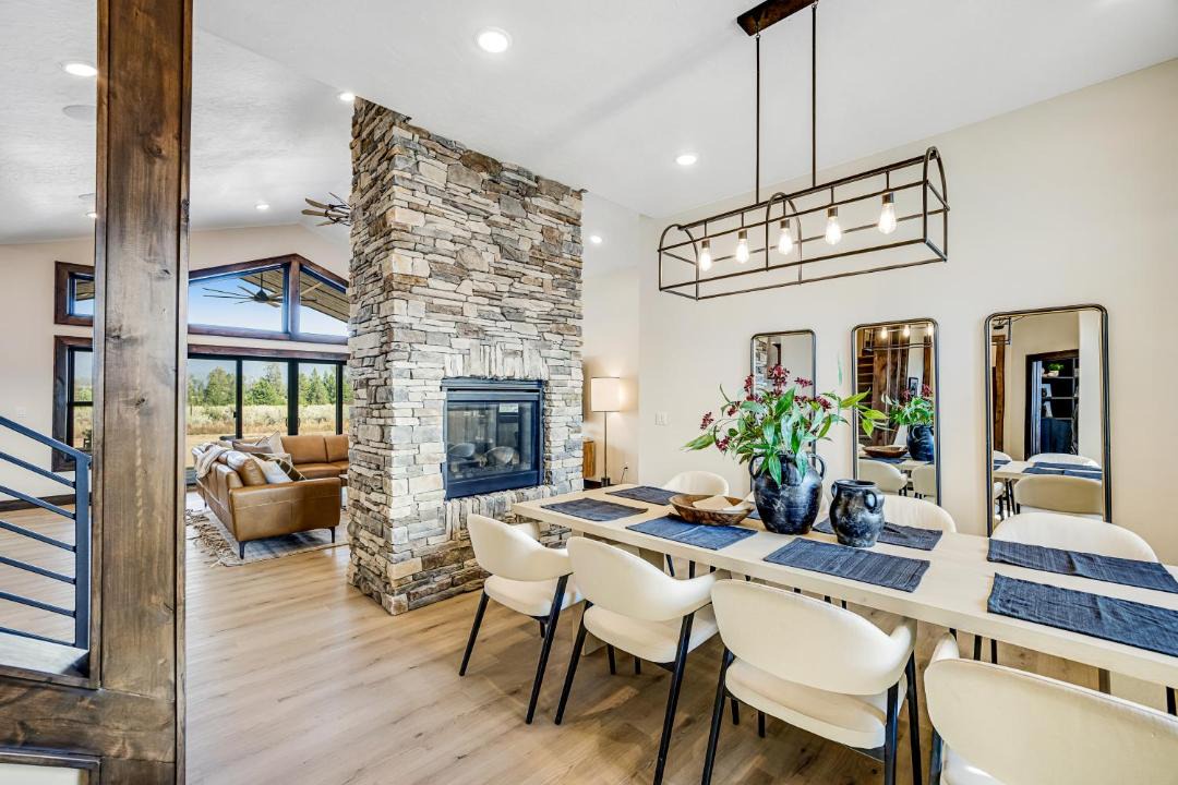 Photo of Livingroom in McCall