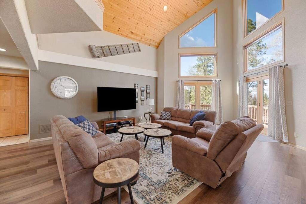 Photo of Livingroom in Lead