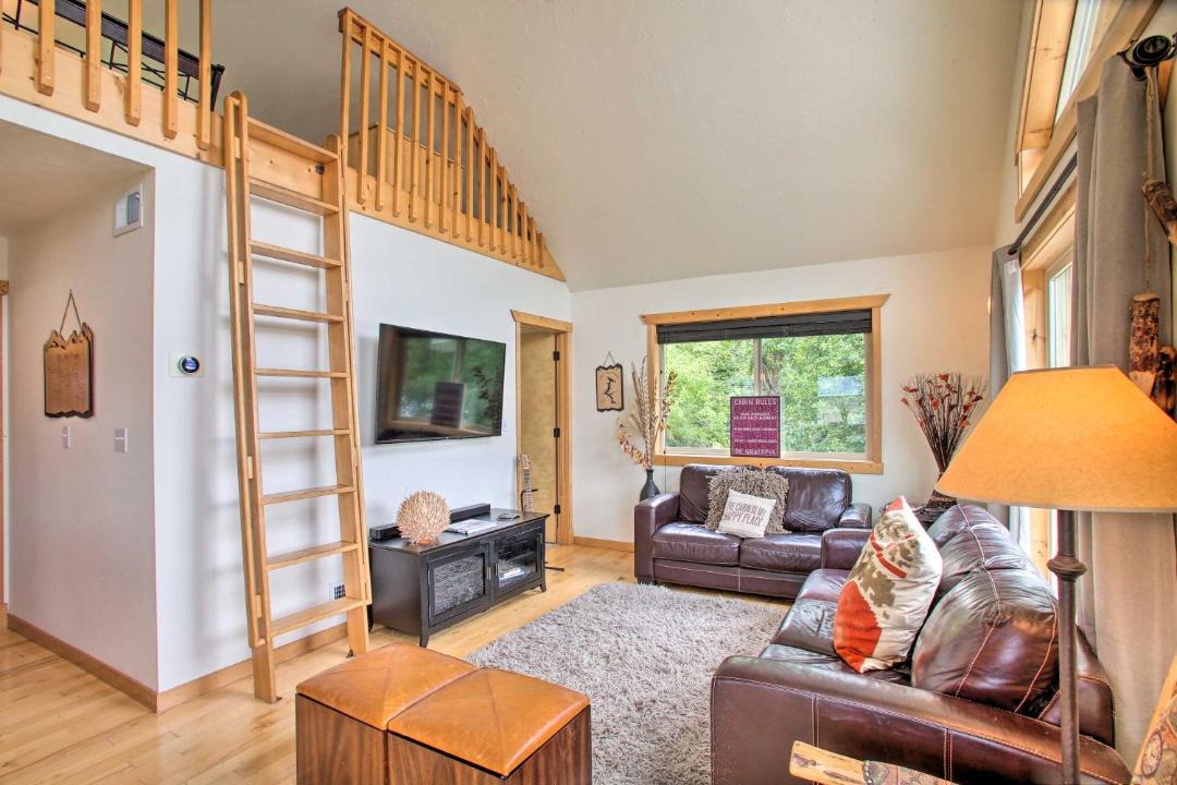 Photo of Livingroom in St. Maries