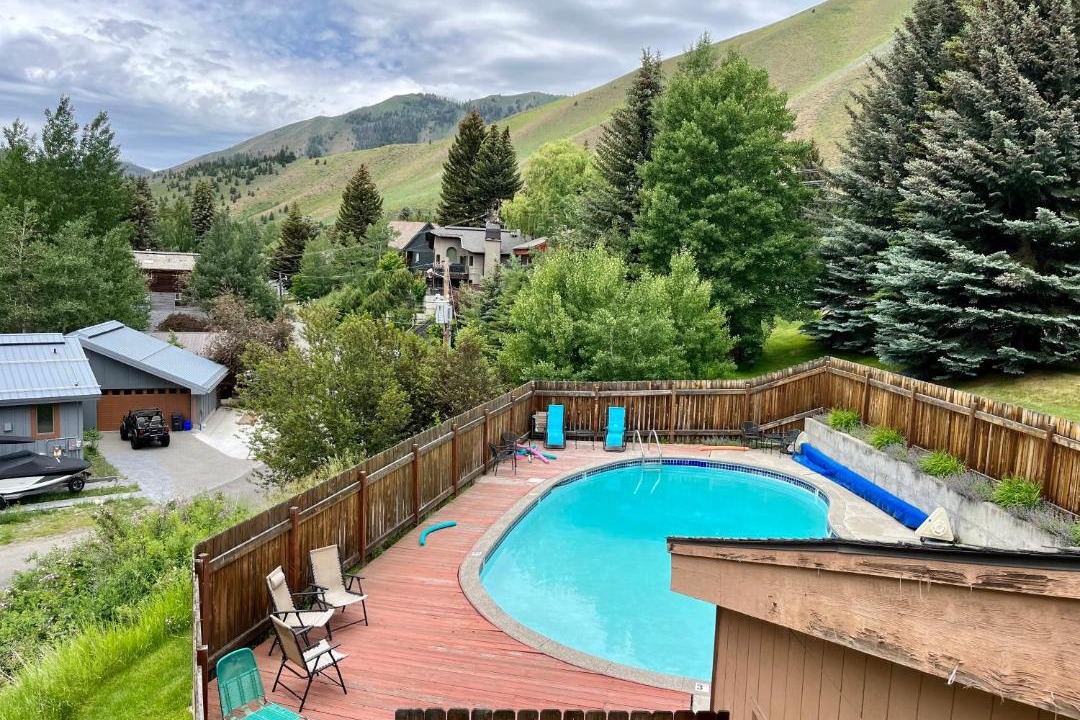 Photo of Outdoor in Warm Springs