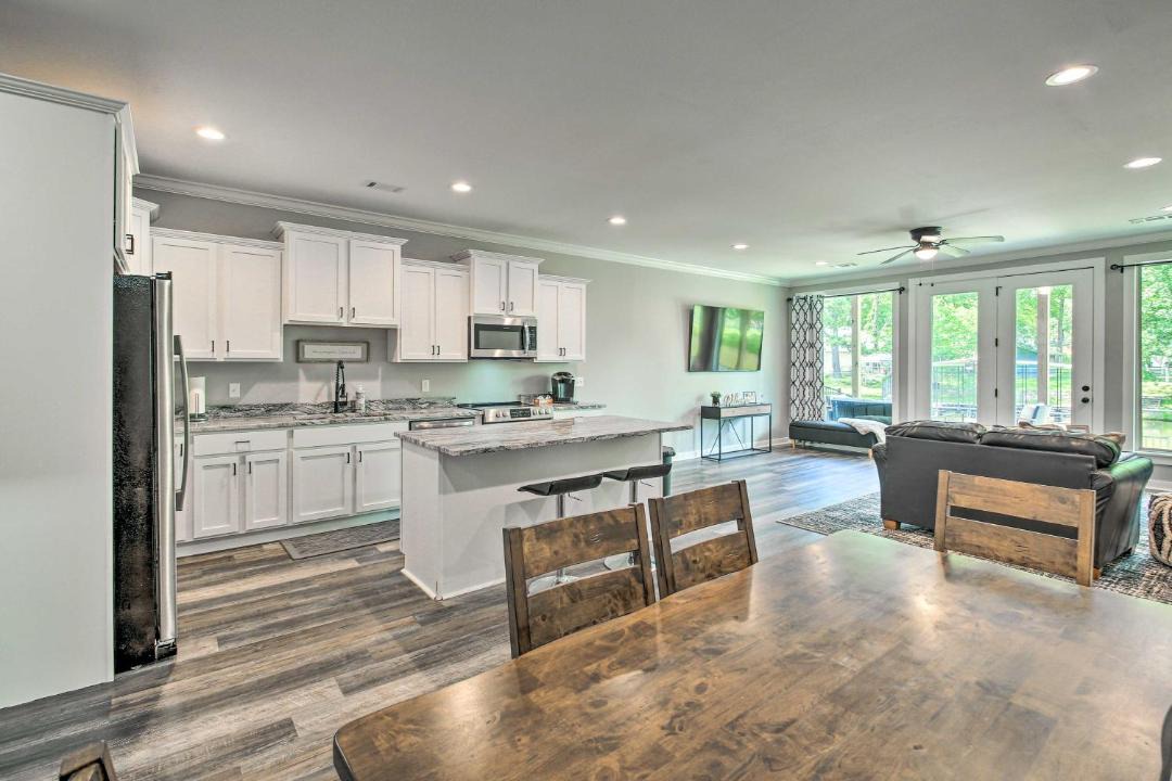 Photo of Livingroom in Lake Hamilton