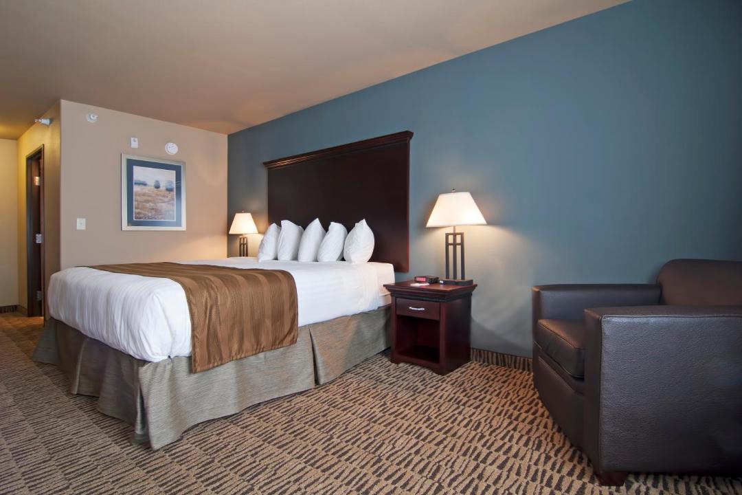 Photo of Bedroom in Watford City