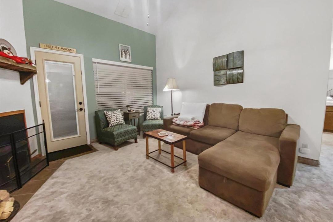Photo of Livingroom in Brian Head