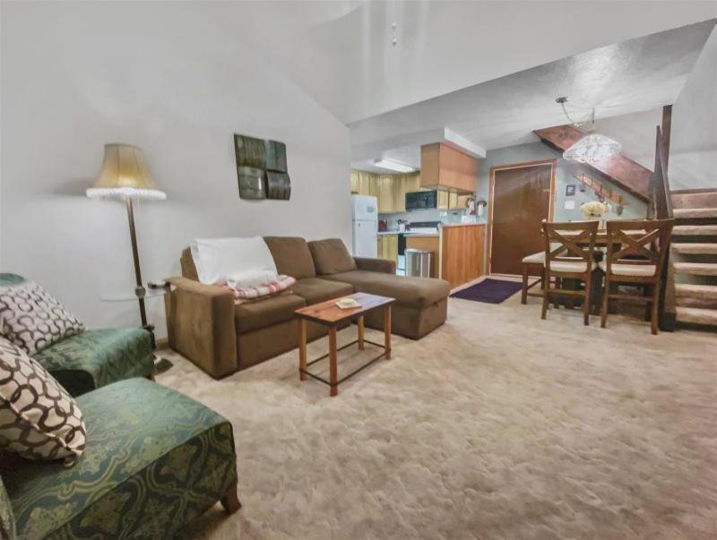 Photo of Livingroom in Brian Head