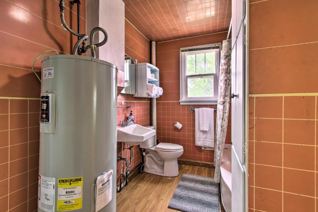 Photo of Bathroom in Grantsdale