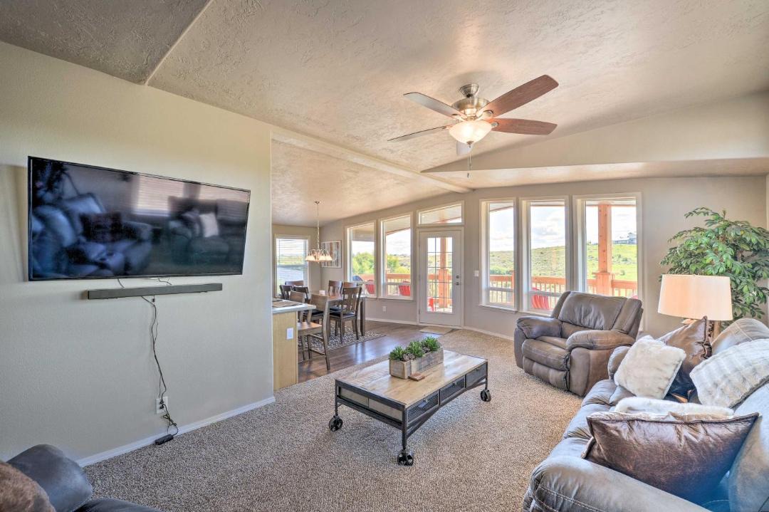Photo of Livingroom in Ashton