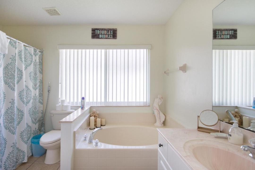 Photo of Bathroom in Deltona Lakes
