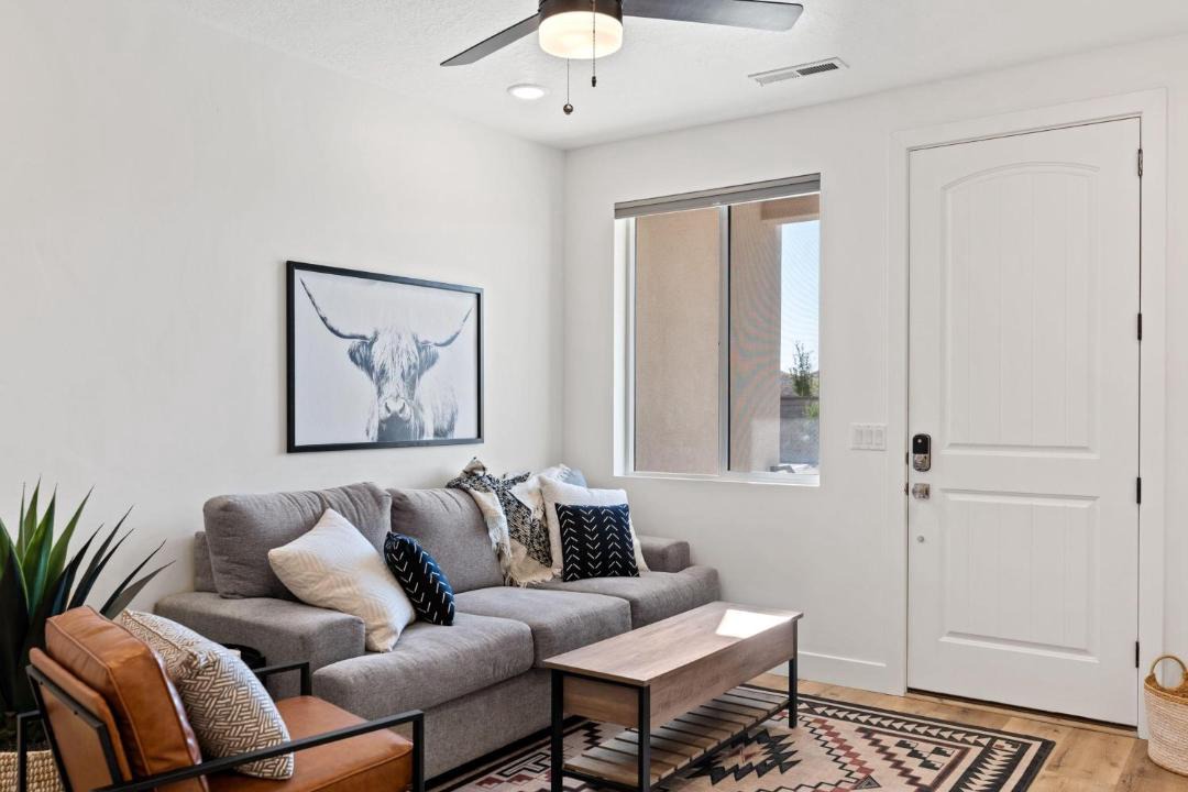 Photo of Livingroom in St. George