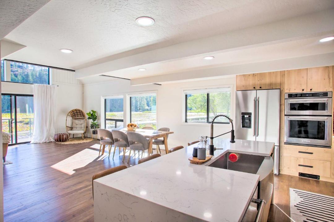 Photo of Kitchen in Twin Lakes