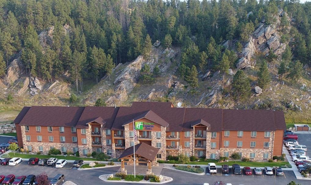 Photo of Others in Custer
