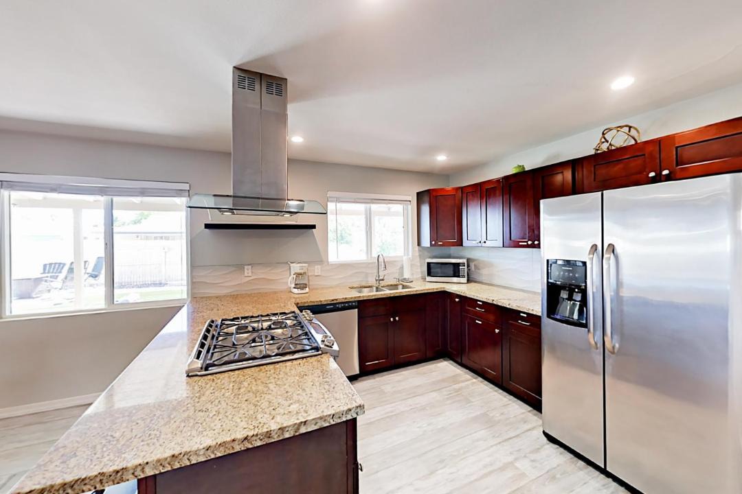 Photo of Kitchen in New Papago Parkway