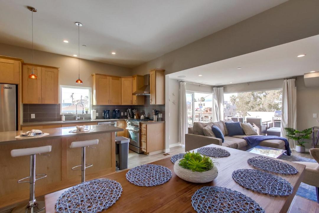 Photo of Livingroom in Mission Beach