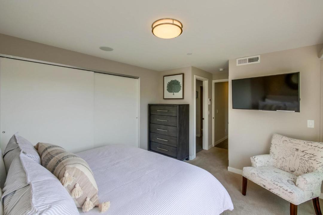 Photo of Bedroom in Mission Beach