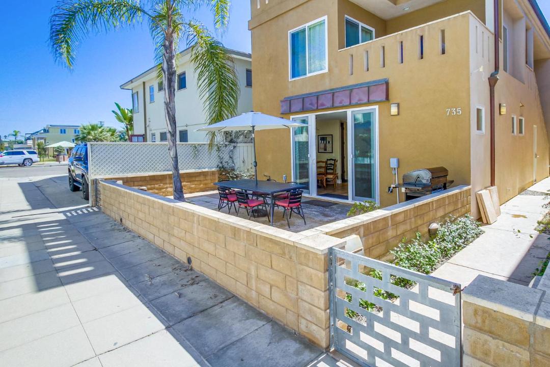 Photo of Patio Balcony in Mission Beach