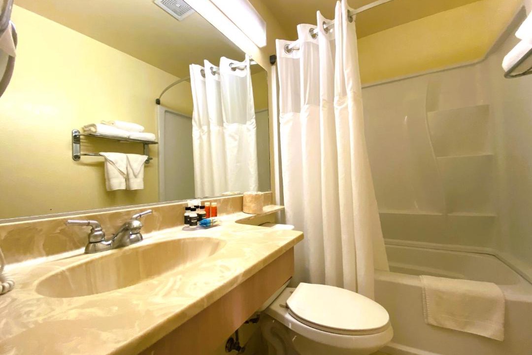 Photo of Bathroom in Wilshire