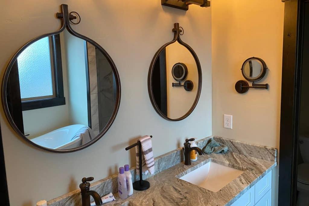 Photo of Livingroom in Columbia Falls