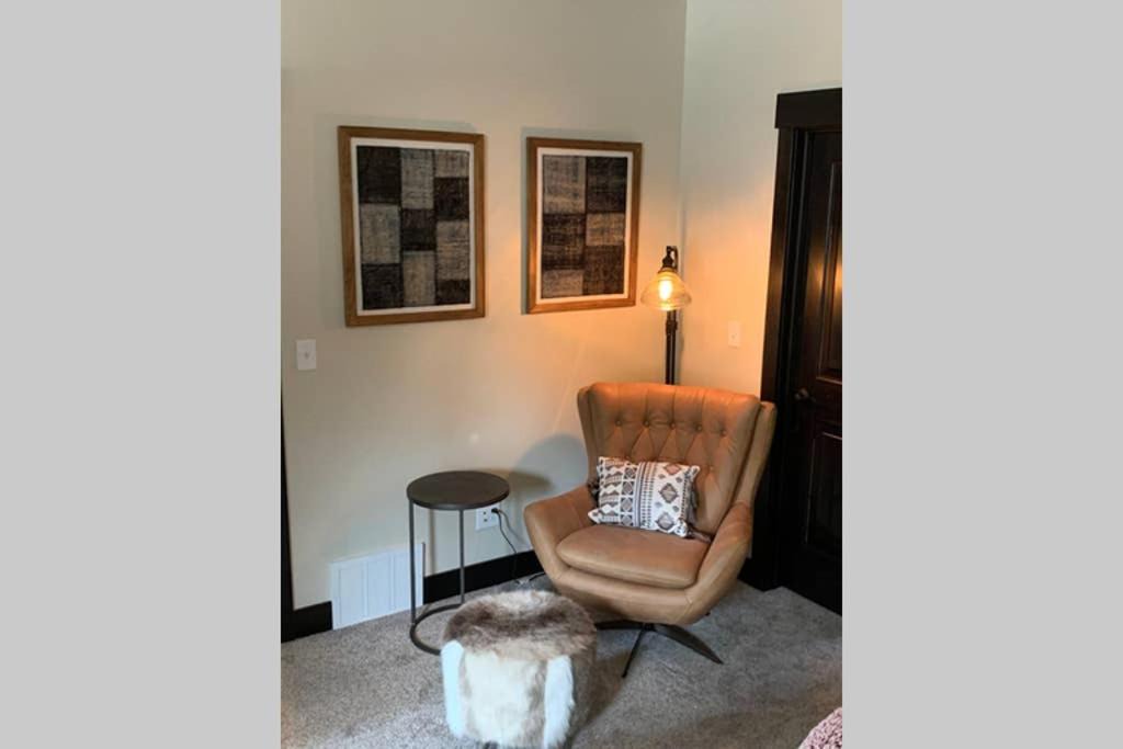 Photo of Livingroom in Columbia Falls