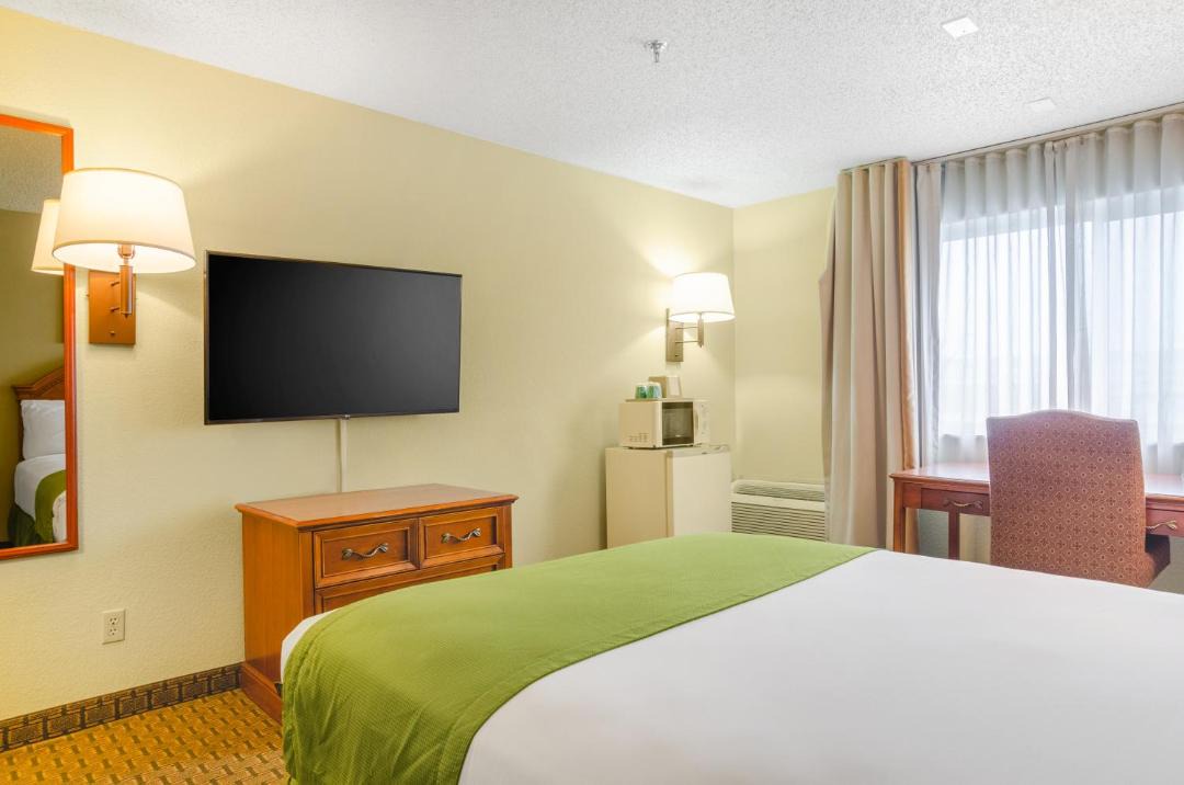 Photo of Bedroom in Cheyenne