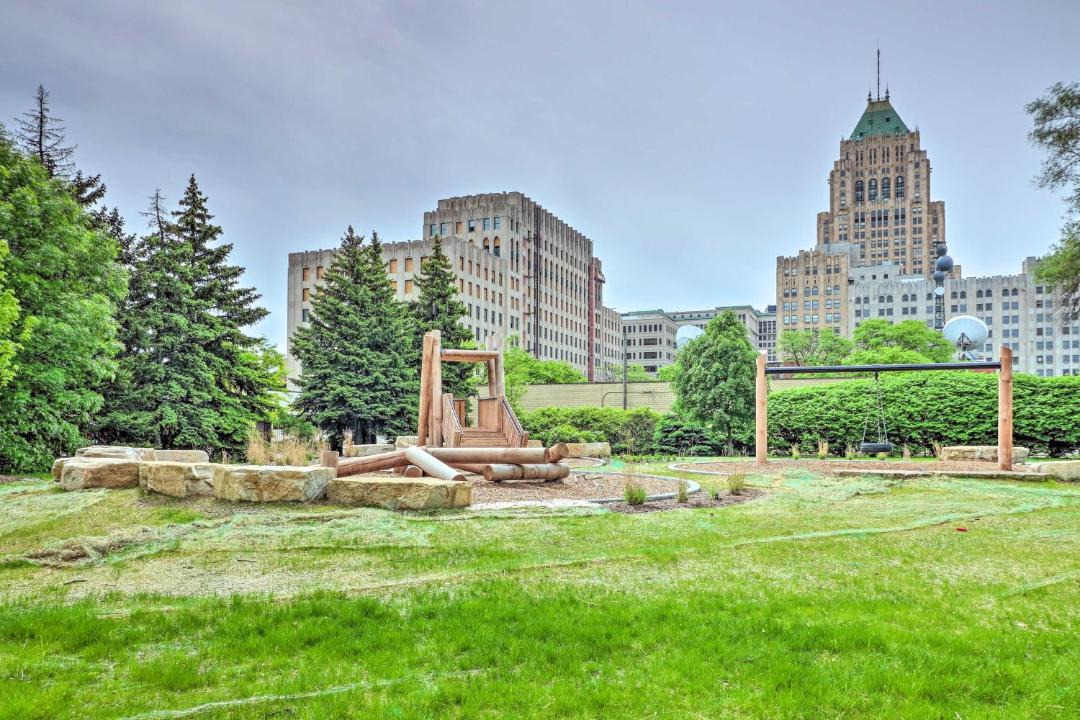 Photo of Others in Detroit