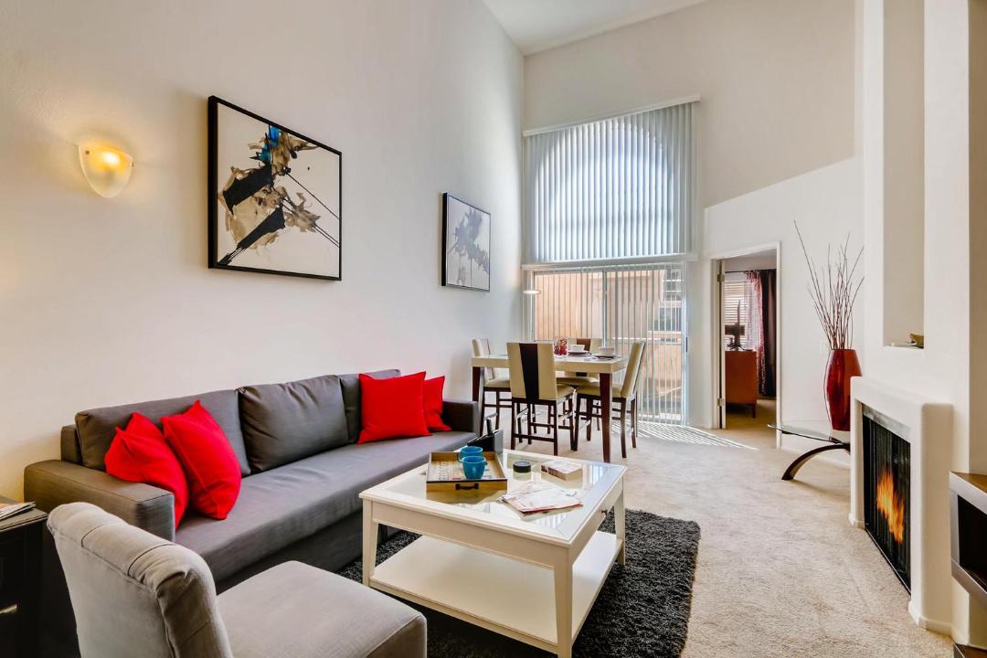 Photo of Livingroom in Downtown San Diego