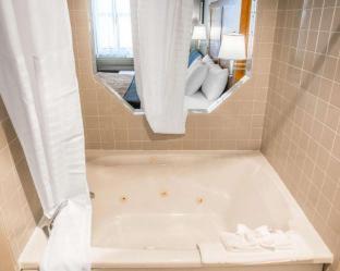 Photo of Bathroom in Bellefontaine