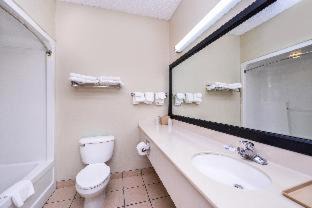 Photo of Bathroom in Wiggins