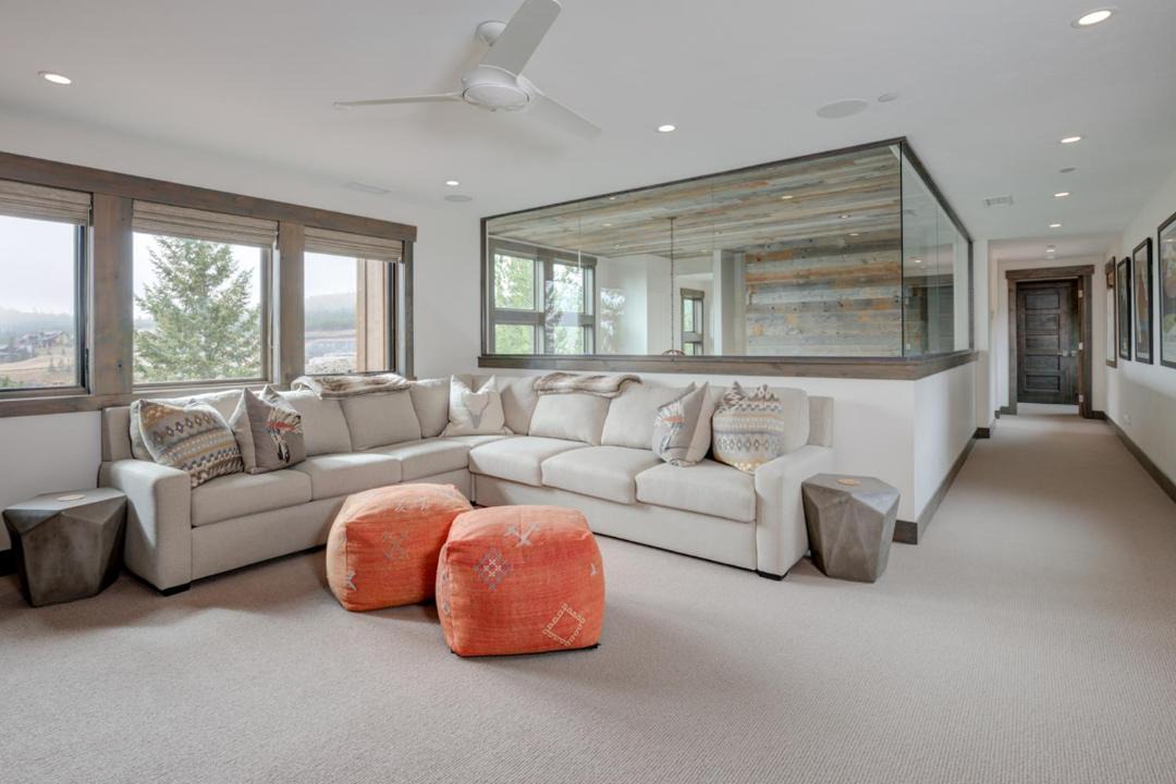 Photo of Livingroom in Spanish Peaks