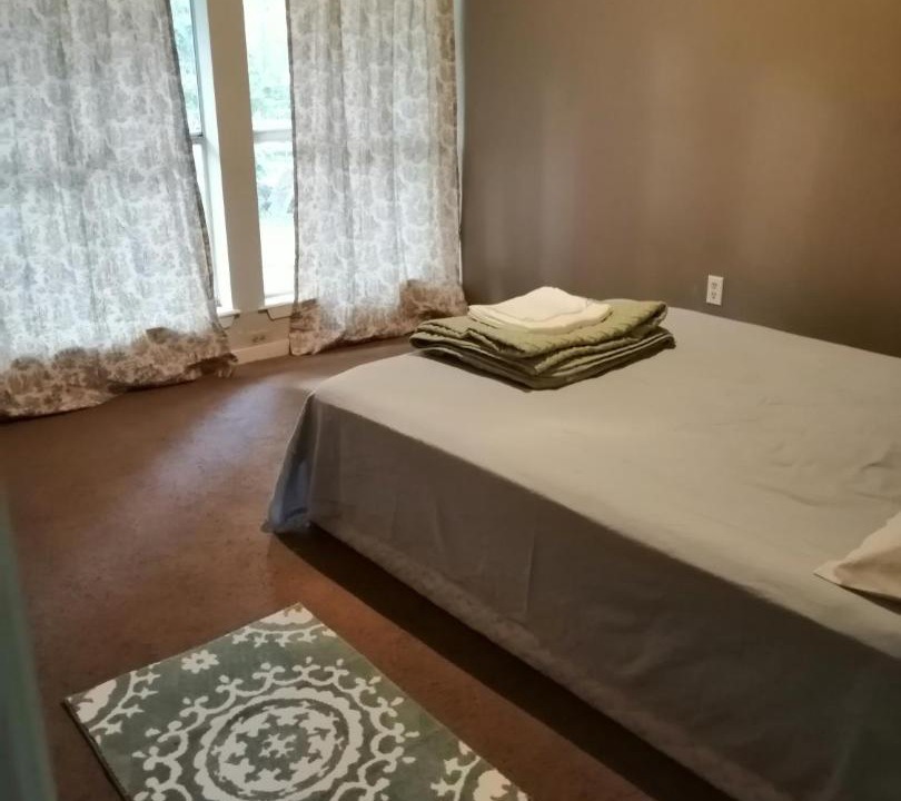 Photo of Bedroom in Tougaloo