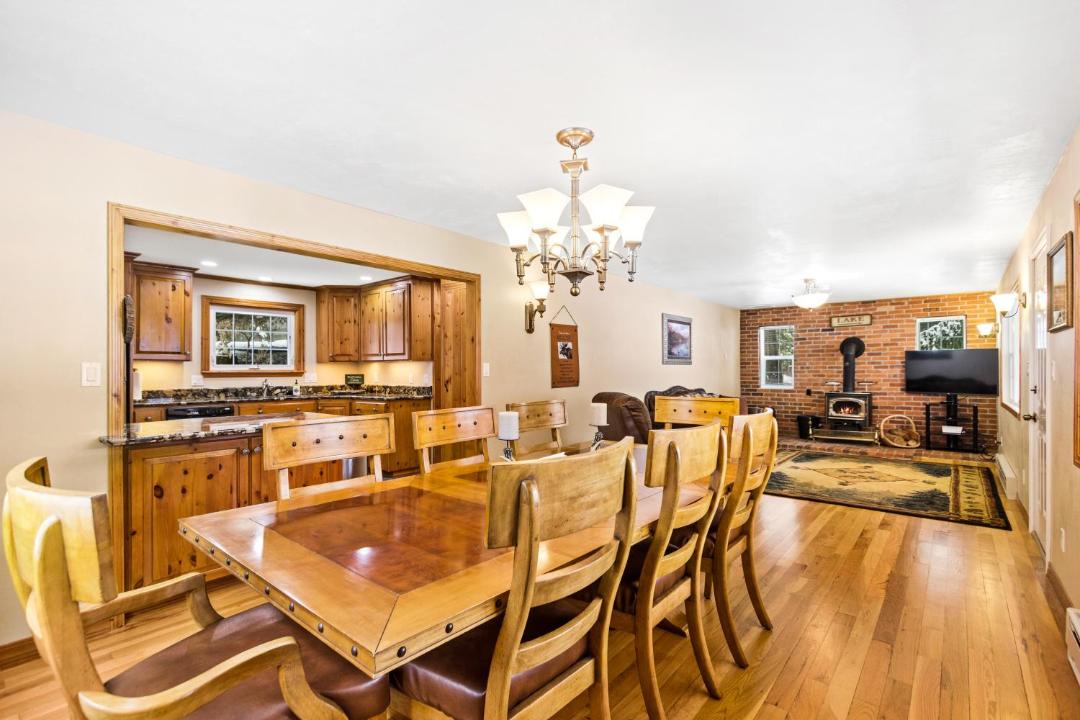 Photo of Livingroom in Hayden