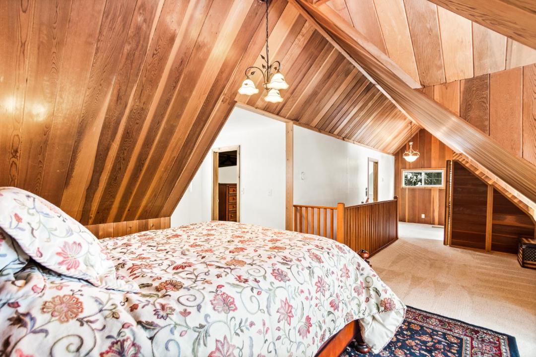 Photo of Bedroom in Hayden