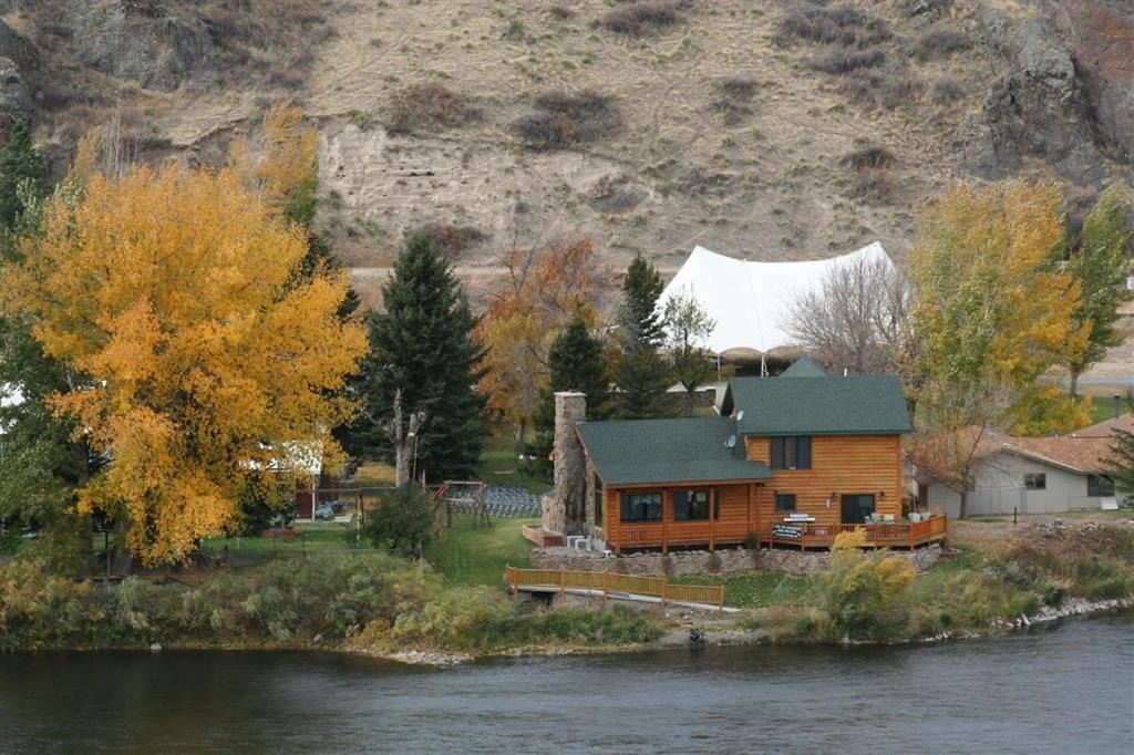 Photo of Others in Cascade