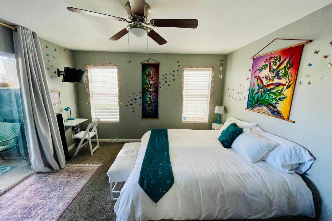 Photo of Bedroom in Pacific Beach