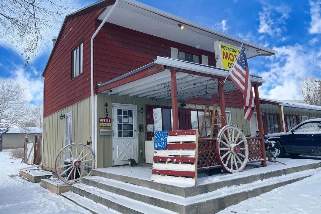 Photo of Others in Thermopolis